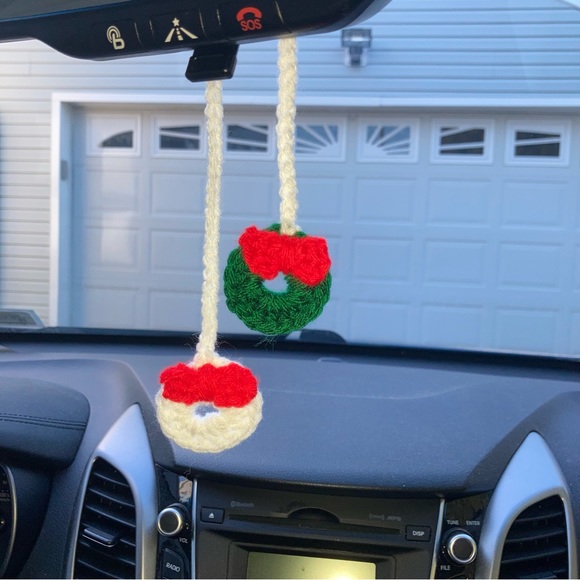 Other - NEW Crochet Dark Green Red & White Holiday Christmas Wreath Car Mirror Accessory